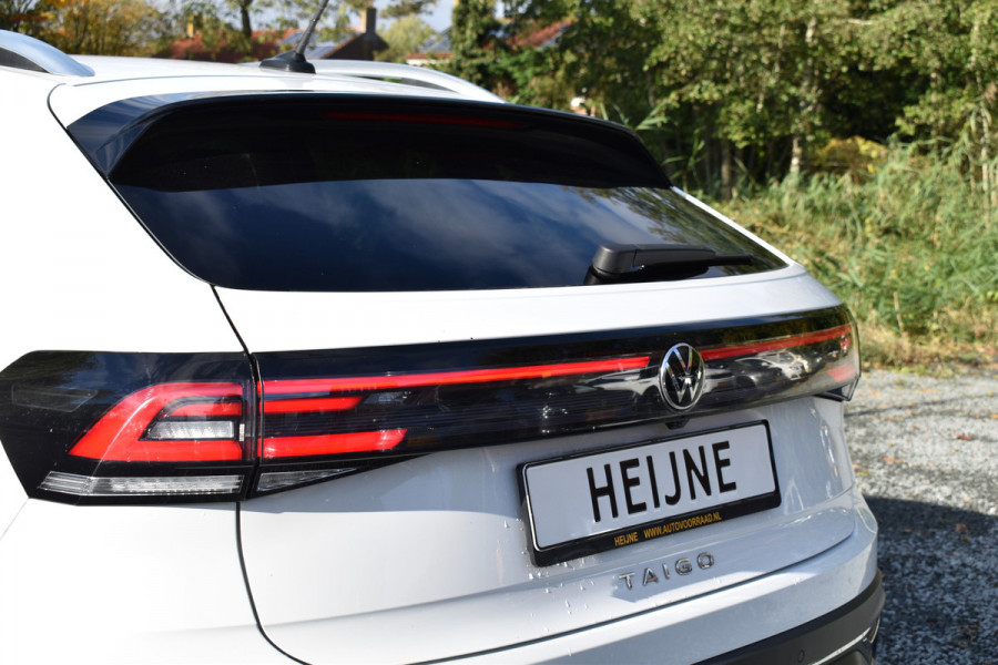 Volkswagen Taigo TSI 110PK DSG STYLE SPORT LEDER/LED/CAMERA