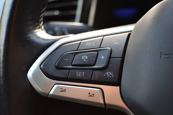 Volkswagen Taigo TSI 110PK DSG STYLE SPORT LEDER/LED/CAMERA