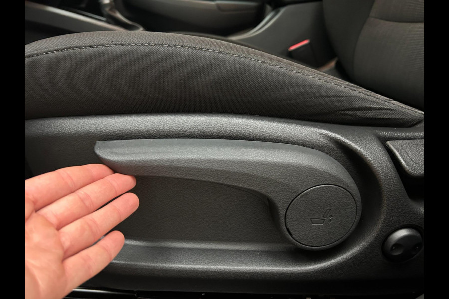 Hyundai Kona Occasion 1.6 GDI HEV Fashion | Rood | Tweedehands Hyundai Kona | Airco | Bluetooth & Carplay