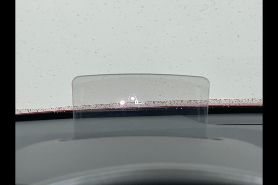 Hyundai Kona Occasion 1.6 GDI HEV Fashion | Rood | Tweedehands Hyundai Kona | Airco | Bluetooth & Carplay