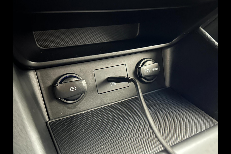 Hyundai Kona Occasion 1.6 GDI HEV Fashion | Rood | Tweedehands Hyundai Kona | Airco | Bluetooth & Carplay