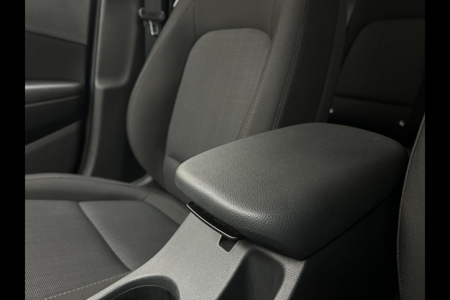 Hyundai Kona Occasion 1.6 GDI HEV Fashion | Rood | Tweedehands Hyundai Kona | Airco | Bluetooth & Carplay