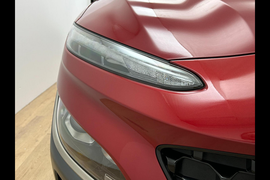 Hyundai Kona Occasion 1.6 GDI HEV Fashion | Rood | Tweedehands Hyundai Kona | Airco | Bluetooth & Carplay