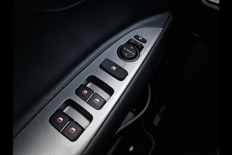 Kia Stonic 1.0 T-GDi MHEV GT-Line | Stoel- en Stuurverwarming | Privacy Glass | Automaat | H-Leder | Navi | Clima |