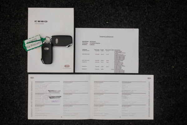 Kia ProCeed 1.0 T-GDI GT-PlusLine [ JBL Memory Digital Dash Keyless Alcantara Camera Carplay El Klep Dodehoek Assist ]