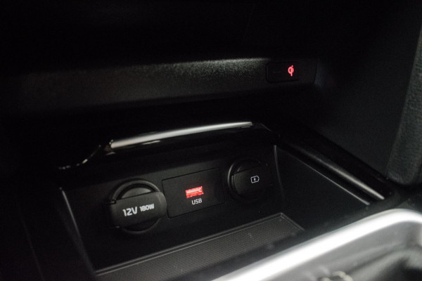 Kia ProCeed 1.0 T-GDI GT-PlusLine [ JBL Memory Digital Dash Keyless Alcantara Camera Carplay El Klep Dodehoek Assist ]