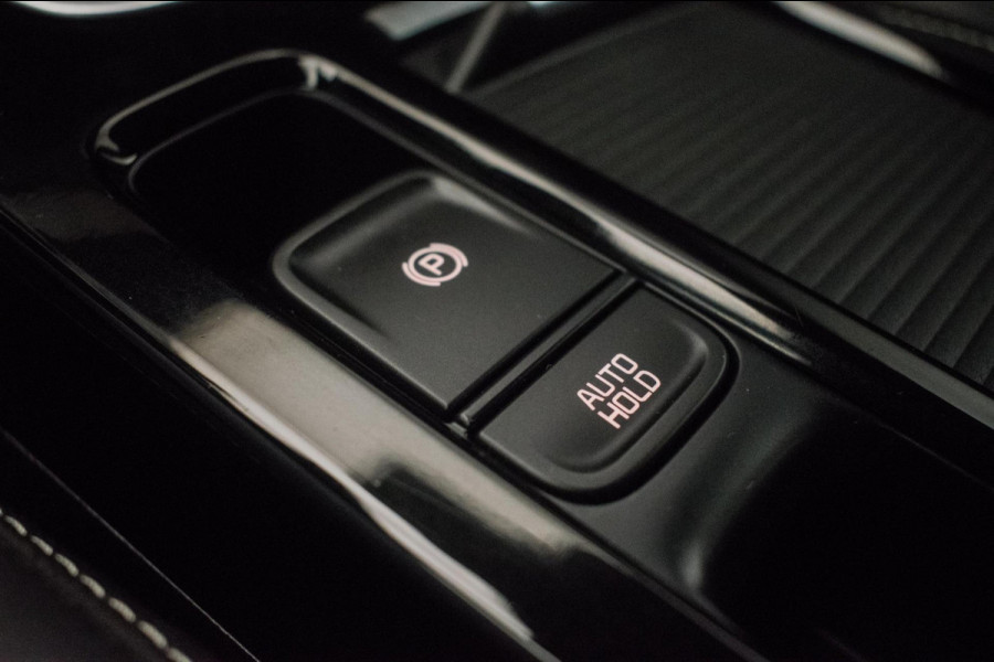 Kia ProCeed 1.0 T-GDI GT-PlusLine [ JBL Memory Digital Dash Keyless Alcantara Camera Carplay El Klep Dodehoek Assist ]