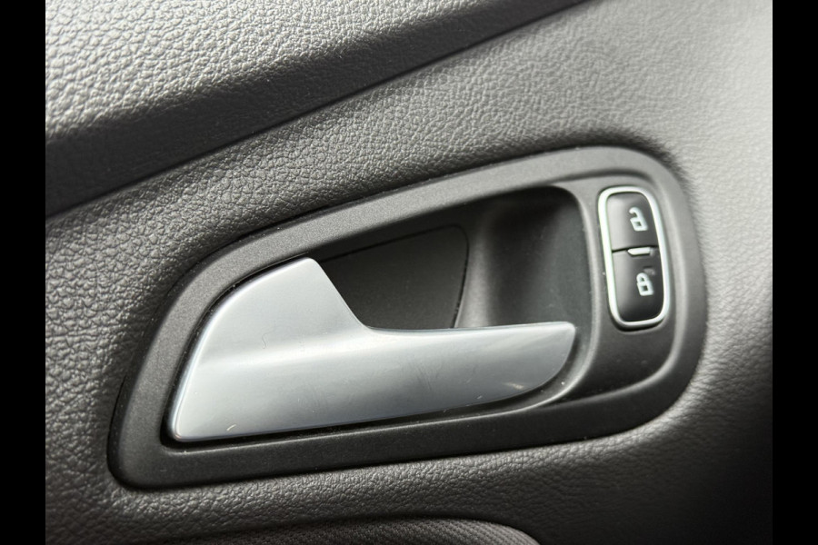 Ford FOCUS Wagon 1.0 Trend Navi,Airco,Cruise,Pdc,Lm velgen,102pk,N.A.P,Apk tot 04-2026