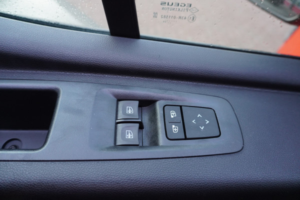 Renault Master T35 2.0 dCi 170PK L3H2 met COMPLETE WERKPLAATS INRICHTING Nr. V139 | Climate | Cruise | Camera | Apple- Android