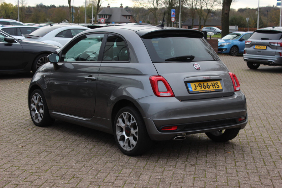 Fiat 500 1.2 Lounge / Navigatie / Parkeerhulp achter / 16'' / Half leder / Xenon / Cruise Control
