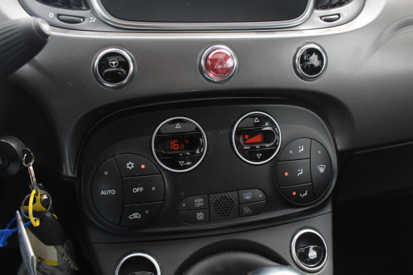 Fiat 500 1.2 Lounge / Navigatie / Parkeerhulp achter / 16'' / Half leder / Xenon / Cruise Control