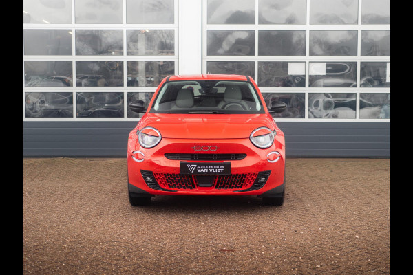 Fiat 600E La Prima 54 kWh | 17% Bijtelling | Carplay | Elek. Stoel | Stoelverwarming | Keyless | LED | Clima