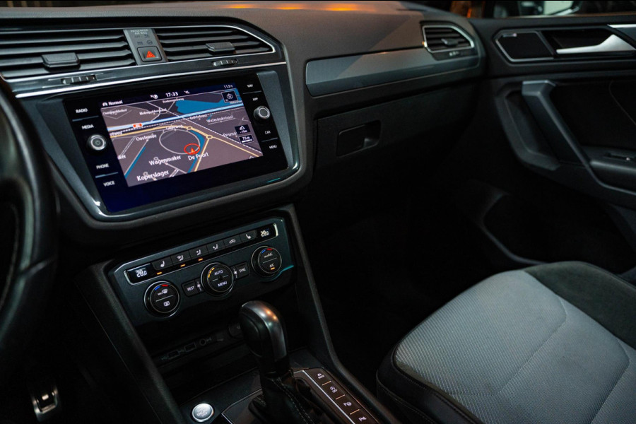 Volkswagen Tiguan 1.5 TSI RLINE|PANO|AUT7|NAVI|FULL