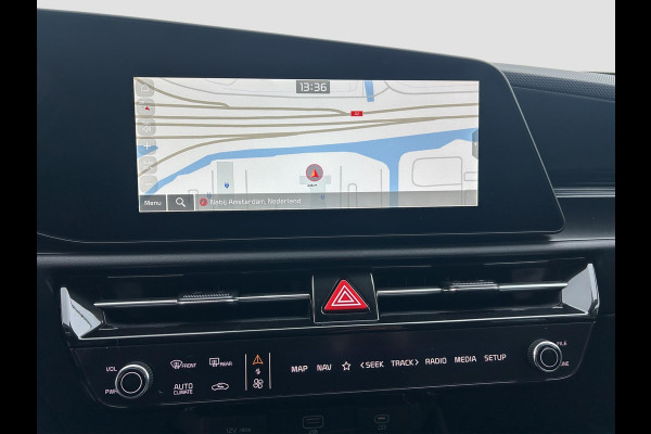 Kia Niro EV Light Edition 64.8 kWh | Automaat | Clima | Cruise | Camera | Navi | Apple Carplay & Android Auto |