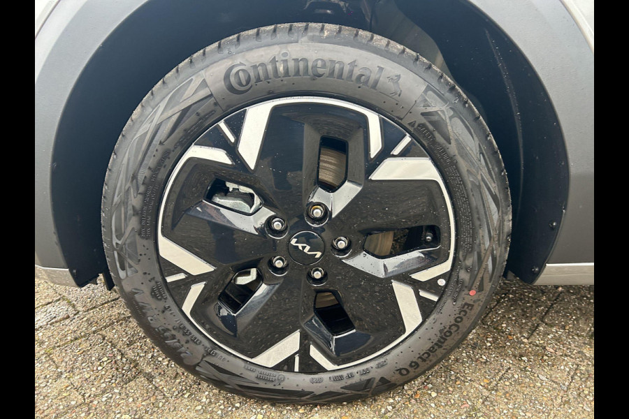 Kia Niro EV Light Edition 64.8 kWh | Automaat | Clima | Cruise | Camera | Navi | Apple Carplay & Android Auto |