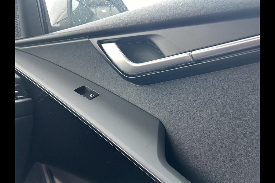 Kia Niro EV Light Edition 64.8 kWh | Automaat | Clima | Cruise | Camera | Navi | Apple Carplay & Android Auto |