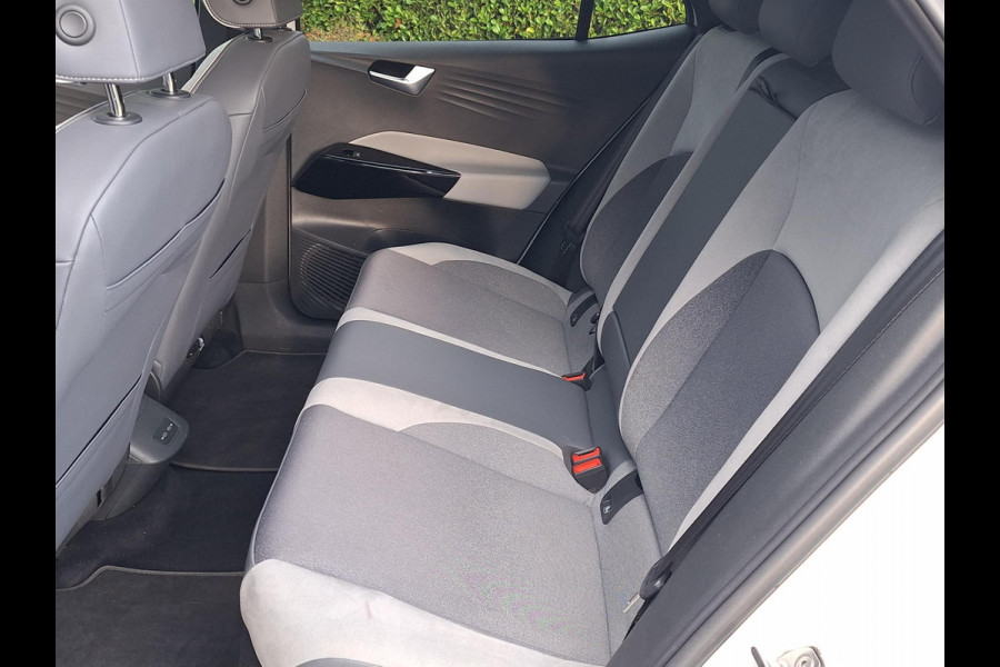 Volkswagen ID.3 First Plus 58 kWh | Carplay | Climate | Cruise Ctrl | occasion