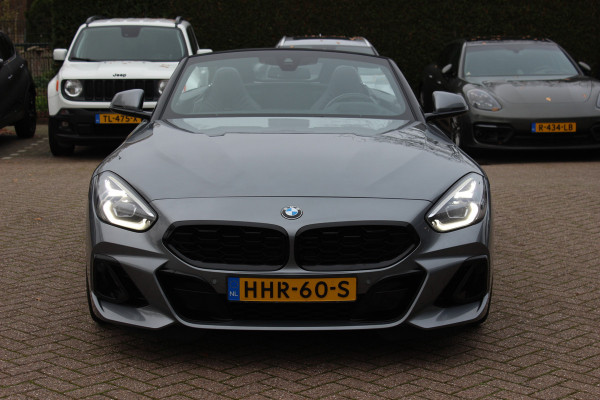 BMW Z4 Roadster M40i High Executive / Leder / Head-up / Sfeerverlichting / 19'' / Keyless / Dodehoek / Stoelverwarming / ACC