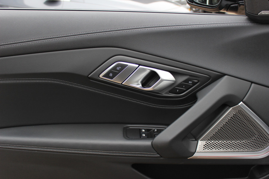 BMW Z4 Roadster M40i High Executive / Leder / Head-up / Sfeerverlichting / 19'' / Keyless / Dodehoek / Stoelverwarming / ACC