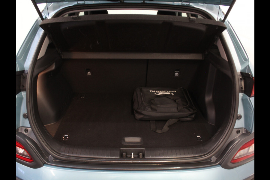 Hyundai Kona EV Fashion 64 kWh CLIMATE | CAMERA | DAB | CARPLAY | ADAPCRUISE | LED | NAVI | LMV17
