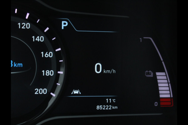 Hyundai Kona EV Fashion 64 kWh CLIMATE | CAMERA | DAB | CARPLAY | ADAPCRUISE | LED | NAVI | LMV17