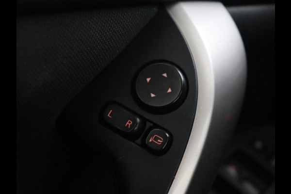 Mitsubishi Eclipse Cross 1.5 DI-T First Edition | Trekhaak | 360 Camera | Stoelverwarming | Head-Up | 18'' | Carplay | Keyless | Full LED | Dodehoek detectie | Climate control