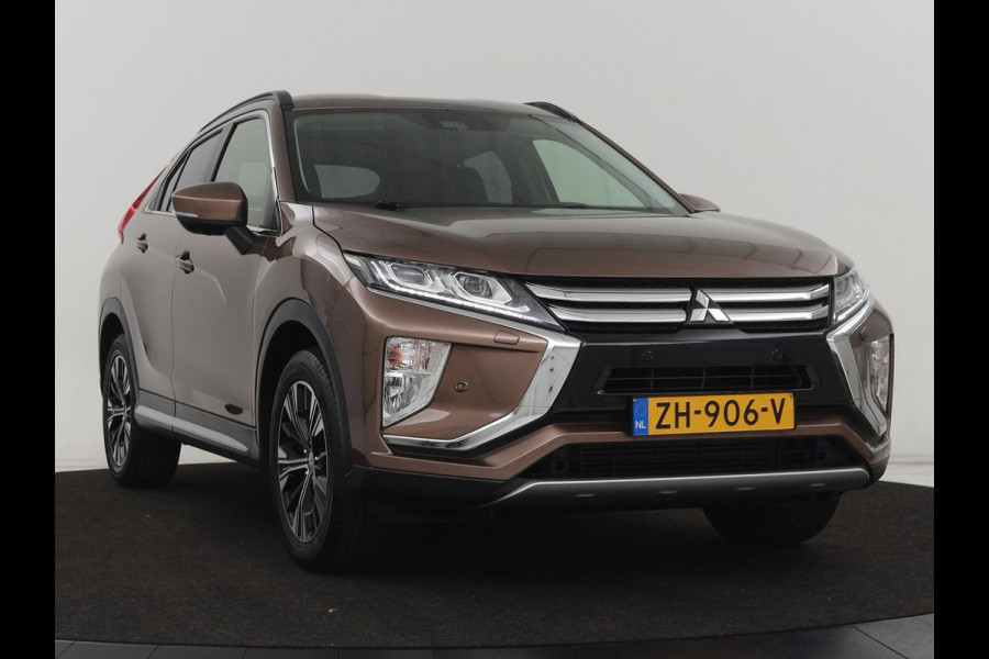 Mitsubishi Eclipse Cross 1.5 DI-T First Edition | Trekhaak | 360 Camera | Stoelverwarming | Head-Up | 18'' | Carplay | Keyless | Full LED | Dodehoek detectie | Climate control