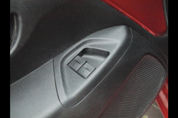 Peugeot 108 1.0 e-VTi Active | Apple Carplay | Airco | 5-deurs |