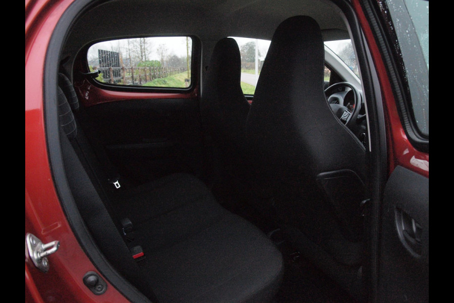 Peugeot 108 1.0 e-VTi Active | Apple Carplay | Airco | 5-deurs |