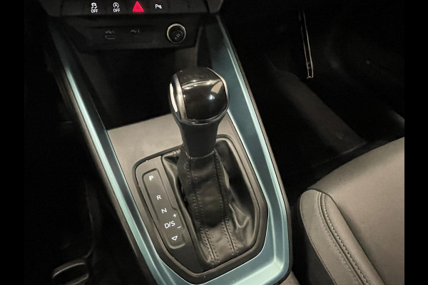 Audi A1 Sportback 35 TFSI 150pk S-tronic Navigatie Apple Carplay/Android Auto Parkeersensoren Virtual Cockpit Lichtmetalen velgen Airco