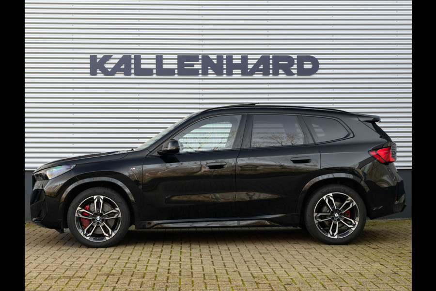 BMW X1 sDrive18i M-Sport Pro - Pano - Driving Ass Plus - Trekhaak - Harman Kardon