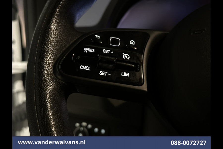 Mercedes-Benz Sprinter 317 CDI 170pk 3500kg Trekhaak L3H2 Euro6 Airco | 360 graden Camera | Navigatie | Chauffeursstoel | Cruisecontrol Apple Carplay, Android Auto, Stoelverwarming, Parkeersensoren, Bijrijdersbank