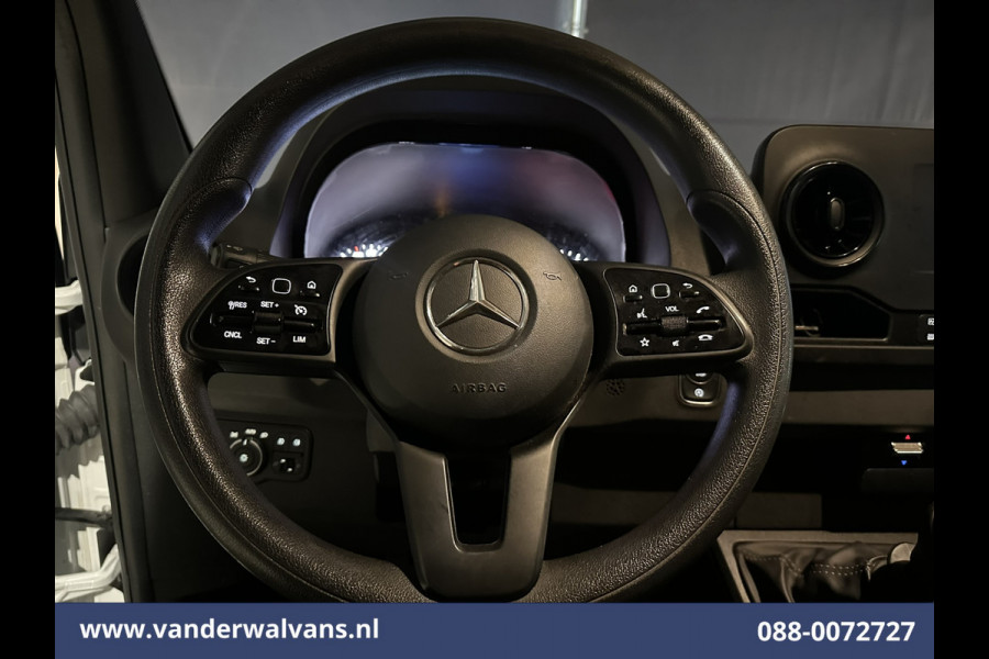 Mercedes-Benz Sprinter 317 CDI 170pk 3500kg Trekhaak L3H2 Euro6 Airco | 360 graden Camera | Navigatie | Chauffeursstoel | Cruisecontrol Apple Carplay, Android Auto, Stoelverwarming, Parkeersensoren, Bijrijdersbank
