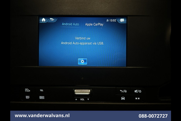 Mercedes-Benz Sprinter 317 CDI 170pk 3500kg Trekhaak L3H2 Euro6 Airco | 360 graden Camera | Navigatie | Chauffeursstoel | Cruisecontrol Apple Carplay, Android Auto, Stoelverwarming, Parkeersensoren, Bijrijdersbank