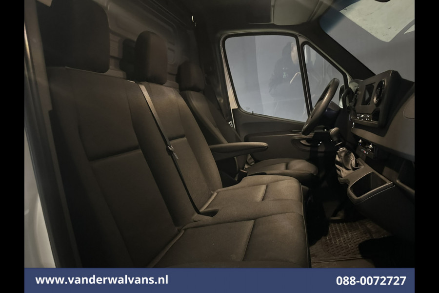 Mercedes-Benz Sprinter 317 CDI 170pk 3500kg Trekhaak L3H2 Euro6 Airco | 360 graden Camera | Navigatie | Chauffeursstoel | Cruisecontrol Apple Carplay, Android Auto, Stoelverwarming, Parkeersensoren, Bijrijdersbank
