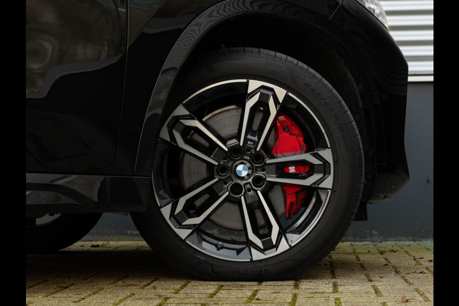 BMW X1 sDrive18i M-Sport Pro - Pano - Driving Ass Plus - Trekhaak - Harman Kardon