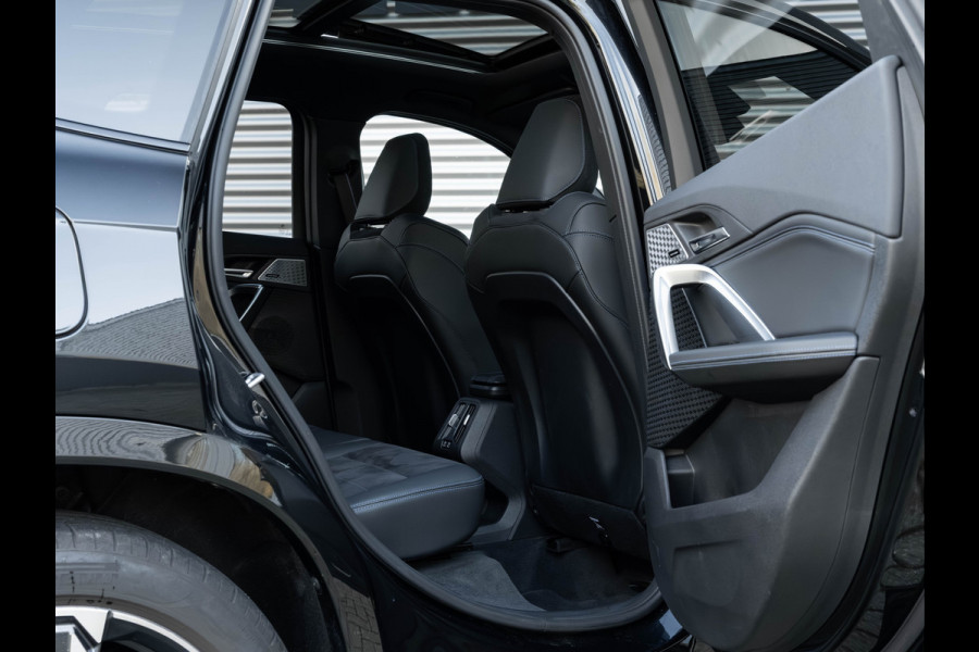 BMW X1 sDrive18i M-Sport Pro - Pano - Driving Ass Plus - Trekhaak - Harman Kardon
