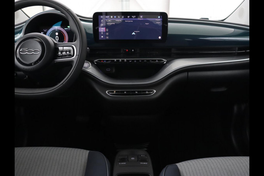 Fiat 500E Icon 42 kWh | 3 Fase | Carplay | Navigatie | Climate control | Parkeerhulp | Cruise control | DAB | Digital Cockpit | Keyless Start | Bluetooth