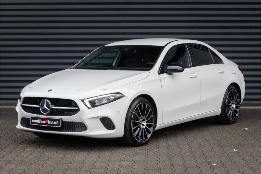 Mercedes-Benz A-Klasse 200 Sedan 19''-LED-Privacy