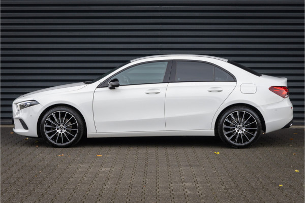 Mercedes-Benz A-Klasse 200 Sedan 19''-LED-Privacy