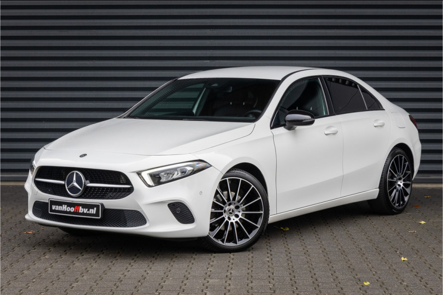 Mercedes-Benz A-Klasse 200 Sedan 19''-LED-Privacy