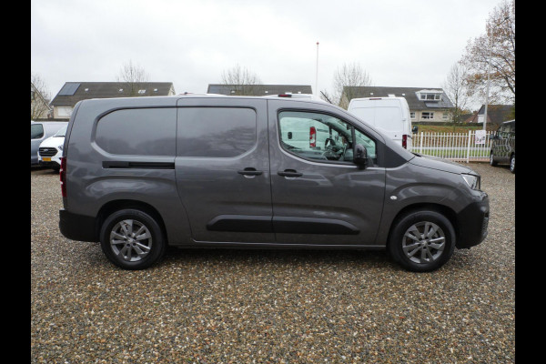 Peugeot e-Partner 50KWH L2 3-zits haak Mooie bus