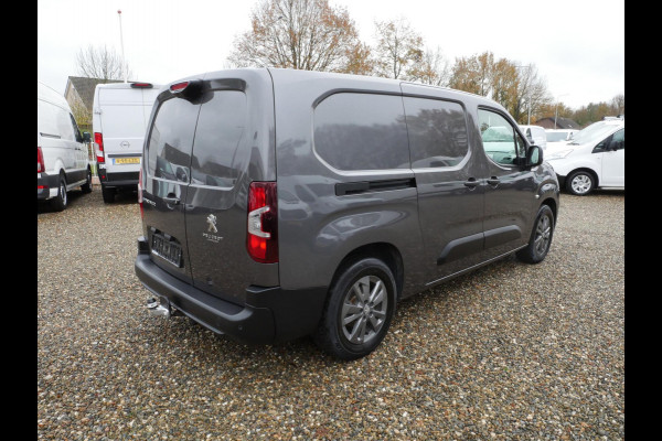 Peugeot e-Partner 50KWH L2 3-zits haak Mooie bus