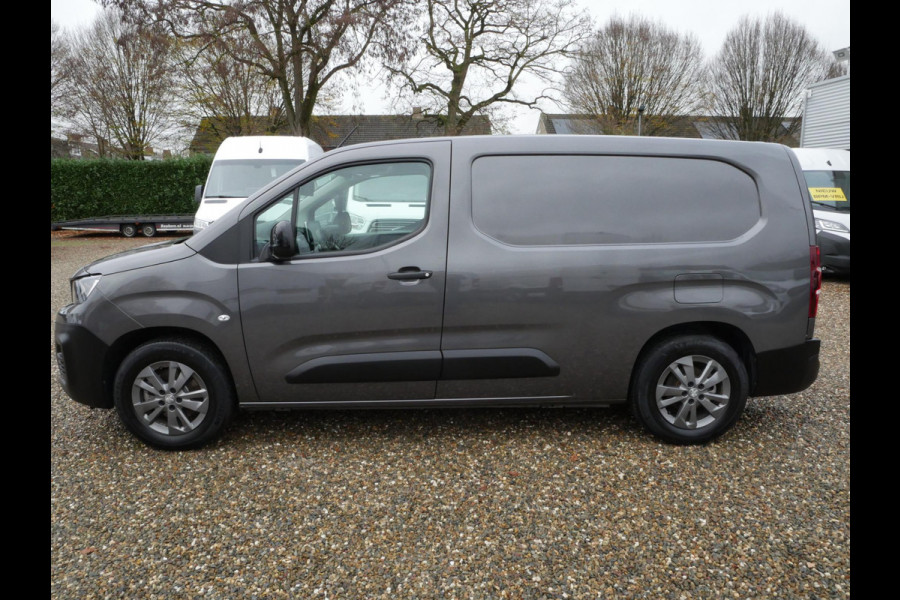 Peugeot e-Partner 50KWH L2 3-zits haak Mooie bus