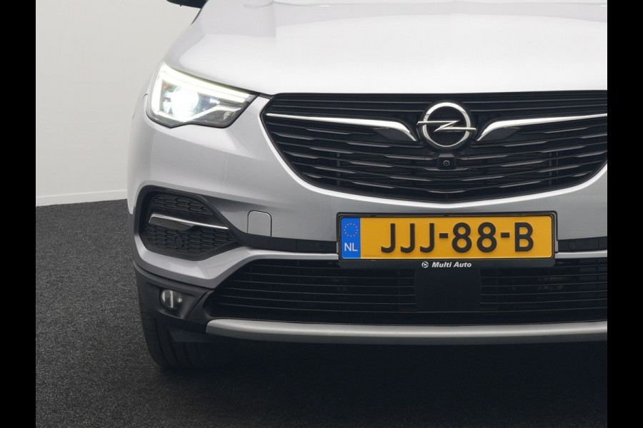 Opel Grandland 1.6 Turbo Ultimate Plug In Hybrid 225pk Dealer O.H PHEV | Lederen Sportstoelen Memory & Ventilatie | Adaptive Cruise | Apple Carplay | Stoelen & Stuur Verwarmd | Blis | Keyless | LED | Navigatie | 19"LM | DAB |