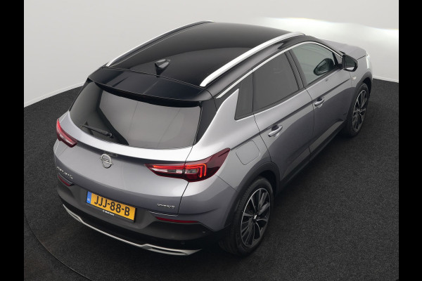 Opel Grandland 1.6 Turbo Ultimate Plug In Hybrid 225pk Dealer O.H PHEV | Lederen Sportstoelen Memory & Ventilatie | Adaptive Cruise | Apple Carplay | Stoelen & Stuur Verwarmd | Blis | Keyless | LED | Navigatie | 19"LM | DAB |