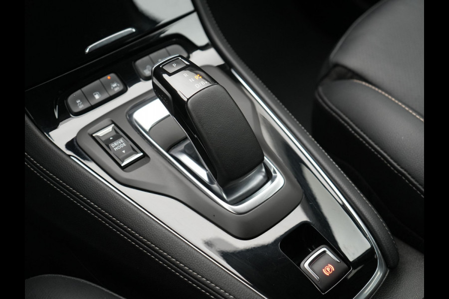 Opel Grandland 1.6 Turbo Ultimate Plug In Hybrid 225pk Dealer O.H PHEV | Lederen Sportstoelen Memory & Ventilatie | Adaptive Cruise | Apple Carplay | Stoelen & Stuur Verwarmd | Blis | Keyless | LED | Navigatie | 19"LM | DAB |