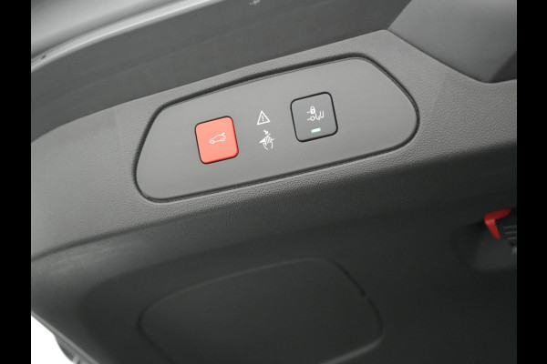 Opel Grandland 1.6 Turbo Ultimate Plug In Hybrid 225pk Dealer O.H PHEV | Lederen Sportstoelen Memory & Ventilatie | Adaptive Cruise | Apple Carplay | Stoelen & Stuur Verwarmd | Blis | Keyless | LED | Navigatie | 19"LM | DAB |