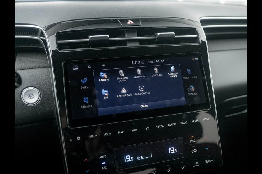 Hyundai Tucson 1.6 T-GDI PHEV Comfort Smart 4WD l Stoel Stuurverwarming l Navigatie l Android auto en Apple Carplay l Trekhaak