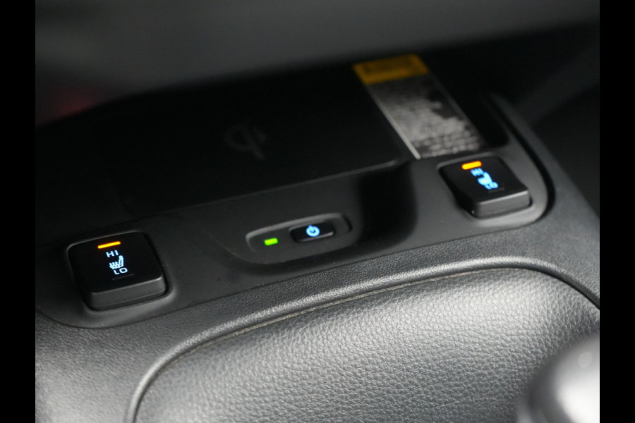 Toyota Corolla Touring Sports 2.0 Dynamic Plug In Hybrid 184pk Dealer O.H PHEV | Adaptive Cruise | Camera | Sportstoelen & Stuur Verwarmd | Apple Carplay | Navigatie | Keyless | Blis | DAB |